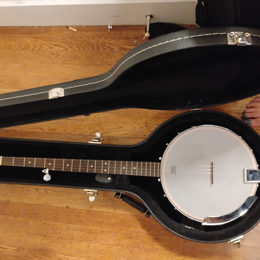 Banjo with Hard Case